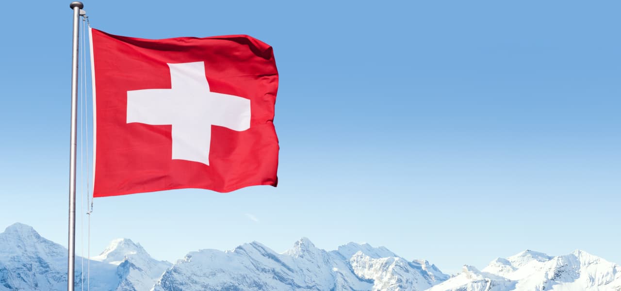 A Schweiz 1 Header (jpg) | Motiv ©Anthony Brown - stock.adobe.com | © stock.adobe.com, Oktober 2021