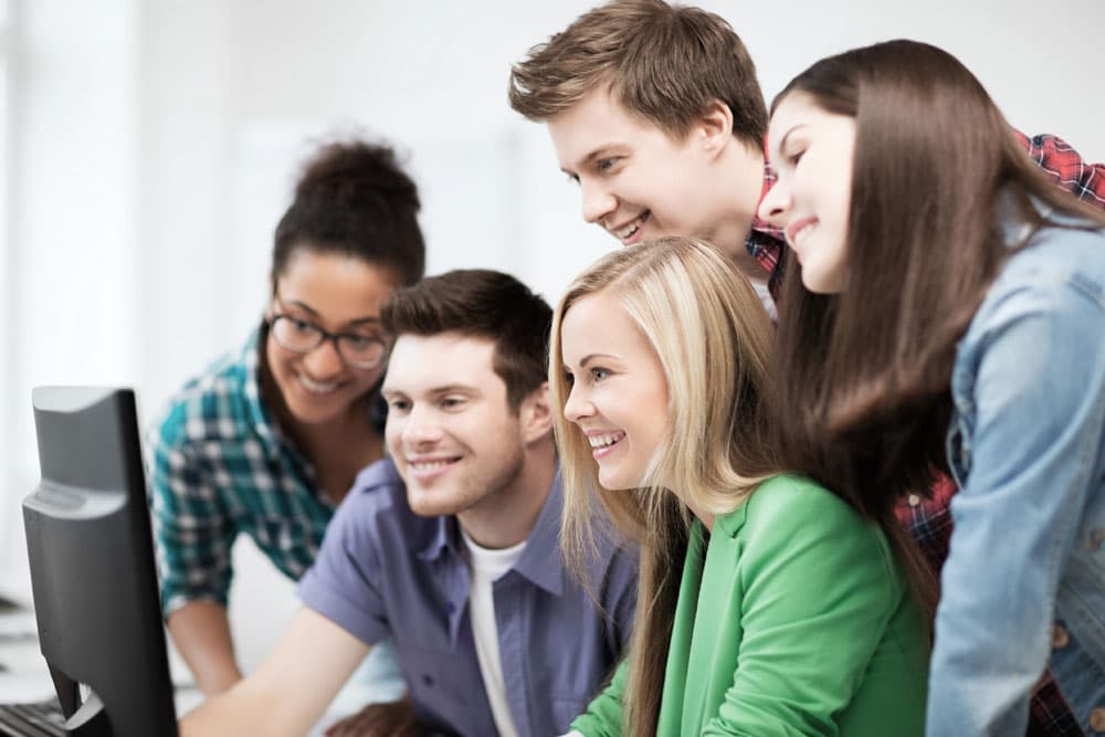 F Prüfungsergebnisse online neu (jpg) | Motiv © Syda Productions - Fotolia.com | © Fotolia.com, Juni 2014